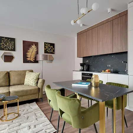 Scala 60f Center Premium With Parking By Lion Apartment Gdansk