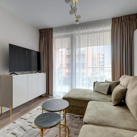 Scala 60f Center Premium With Parking By Lion * Gdańsk