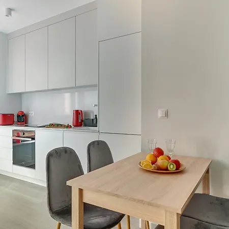 Scala 60f Center Premium With Parking By Lion Apartment Gdansk