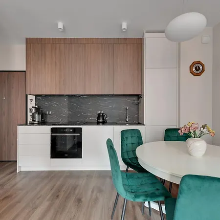 Apartment Scala 60f Center Premium With Parking By Lion